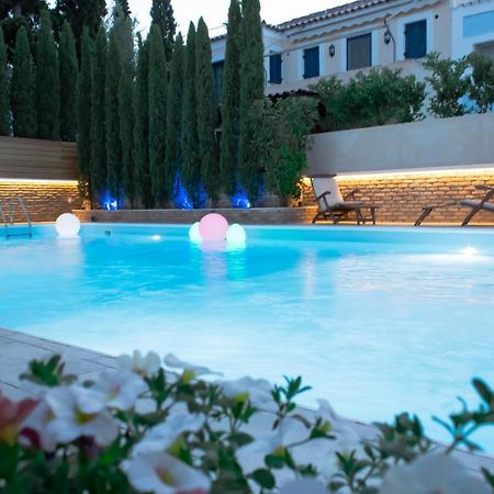 Armata Boutique Hotel Szpécesz Kültér fotó