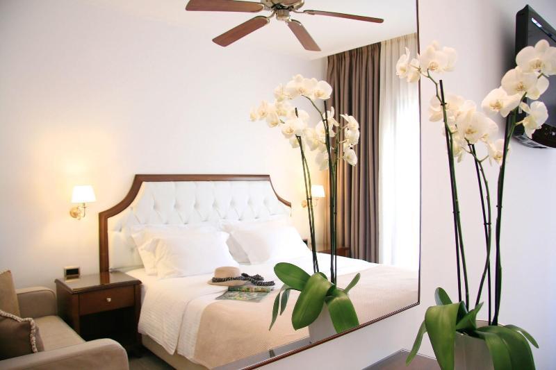 Armata Boutique Hotel Szpécesz Kültér fotó